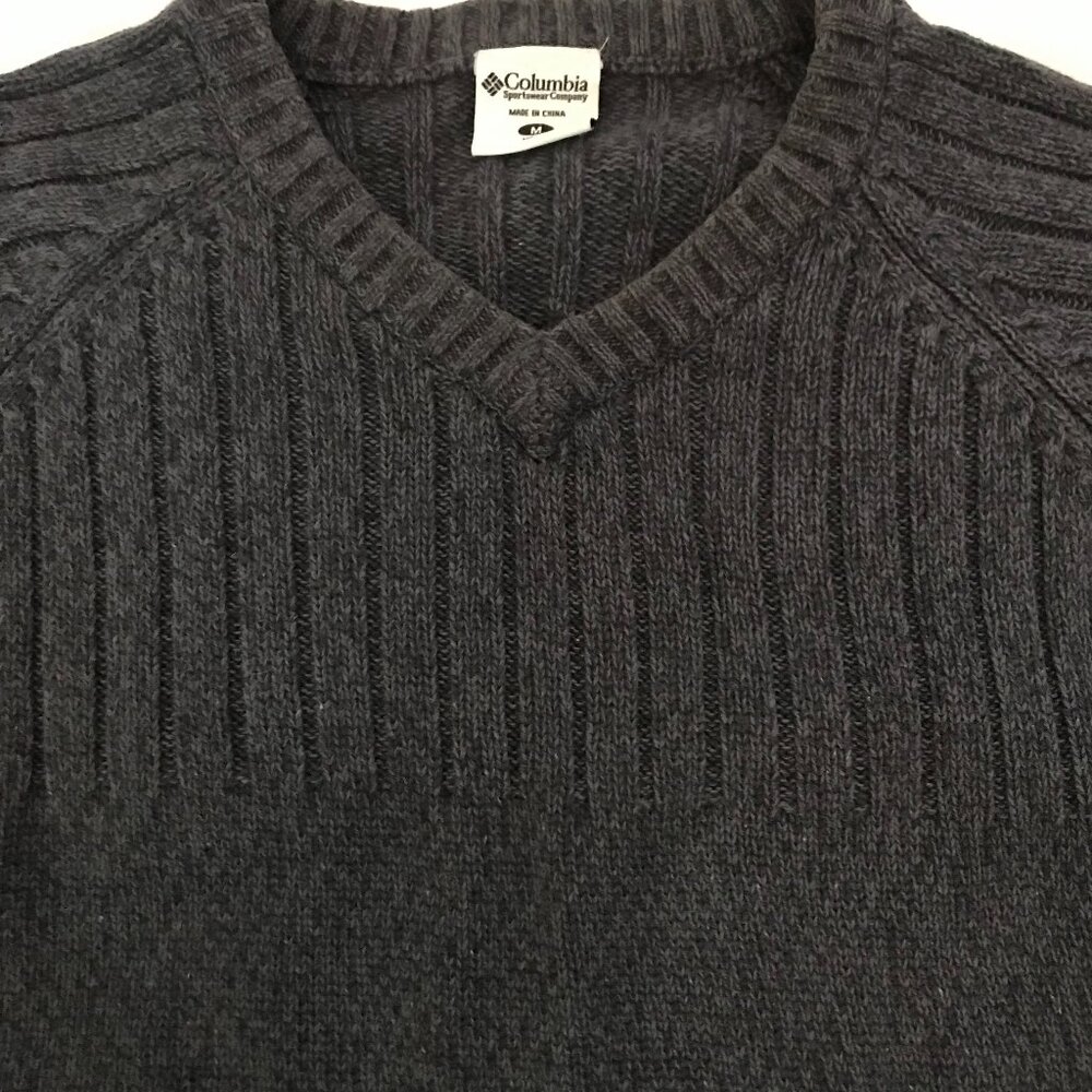 Columbia Men's Heavy Duty Knit V neck Sweater Fall Gray cable knit Size Medium - Picture 9 of 16